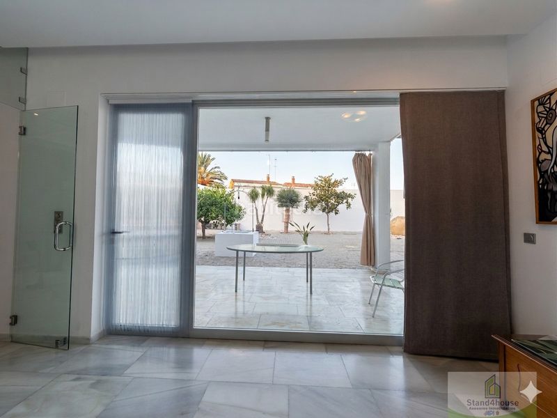 Foto 6dd7f94f-fd8e-4ebd-9820-d4e701841035. Casa  en Bollullos Par del Condado
