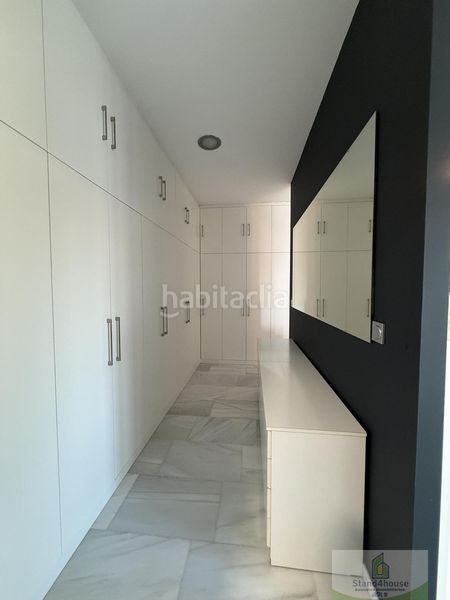 Foto c4b9f4d6-13e0-4912-b6ef-801a7d559df3. Casa  en Bollullos Par del Condado