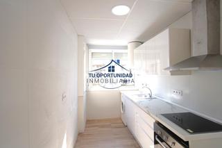 Location Appartement  Calle sierra gredos. Se vende piso en san andrés de 3 dormitorios reformado