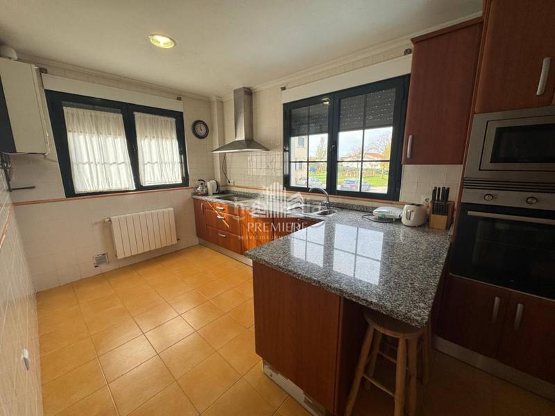 Foto 768f6e0e-6674-4064-afe1-346ee24d451e. Maison jumelée avec chauffage dans Doñinos de Salamanca