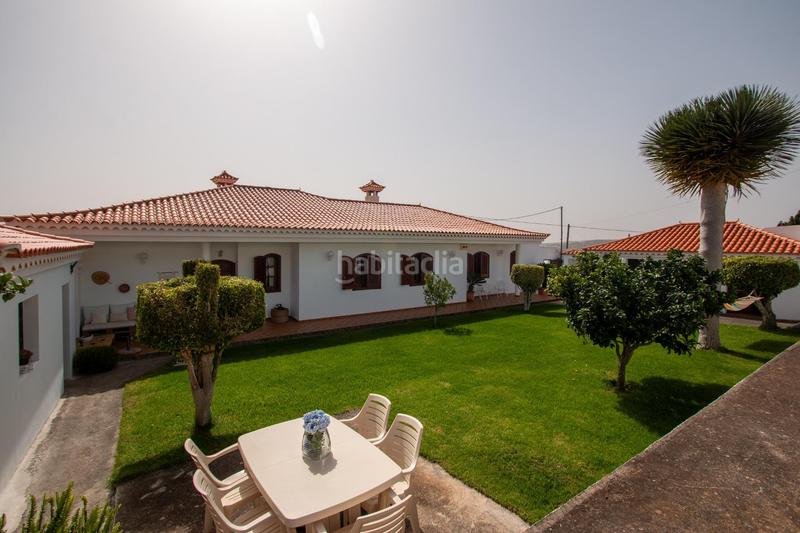 Foto 2ef832c9-601f-486a-99e8-12adaf6475a0. Xalet amb calefacció aparcament a Los Castillos Arucas