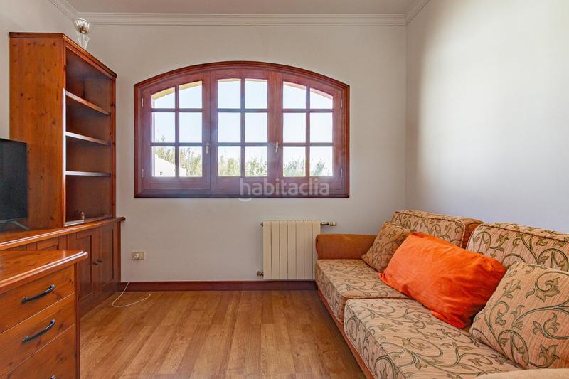 Foto 37b318f1-66f7-41f9-a748-f1fdbe95563f. Xalet amb calefacció aparcament a Los Castillos Arucas