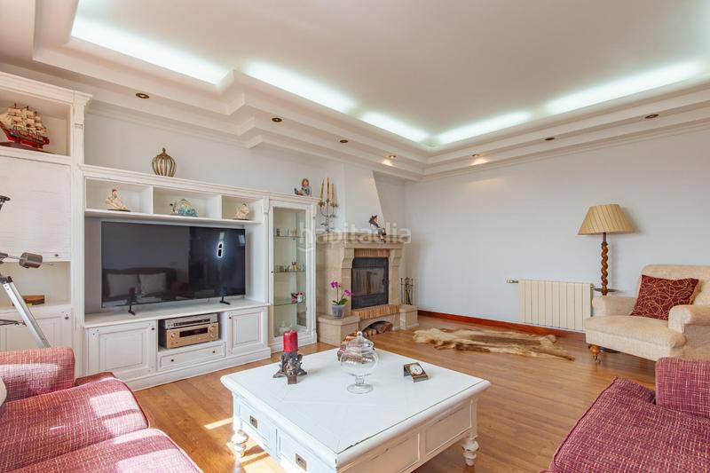 Foto 5dcf2a2b-5b1c-4db3-aeb4-b5366064a4ca. Xalet amb calefacció aparcament a Los Castillos Arucas