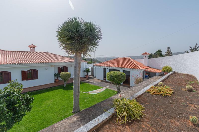 Foto 6e7c41ea-bd4d-4511-8ab7-af8b737ba978. Xalet amb calefacció aparcament a Los Castillos Arucas