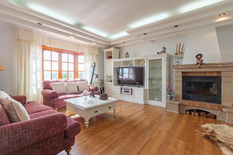 Foto 70105d04-cb41-43d5-ae1d-a8d25a6eed33. Xalet amb calefacció aparcament a Los Castillos Arucas