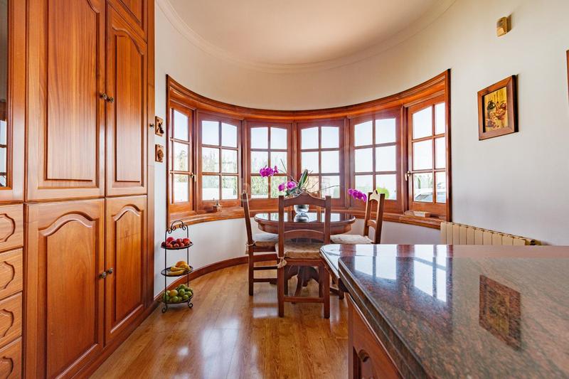 Foto 89f6556f-b502-4e46-b630-ab6e10cb64a2. Xalet amb calefacció aparcament a Los Castillos Arucas