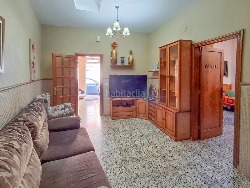 Foto 30251a7e-4820-4e6b-8c22-35d6f21f3d11. Casa adosada en calle maestro quesada martin 54 casa con vistas al mar y contacto con la naturaleza la montaña en Gáldar