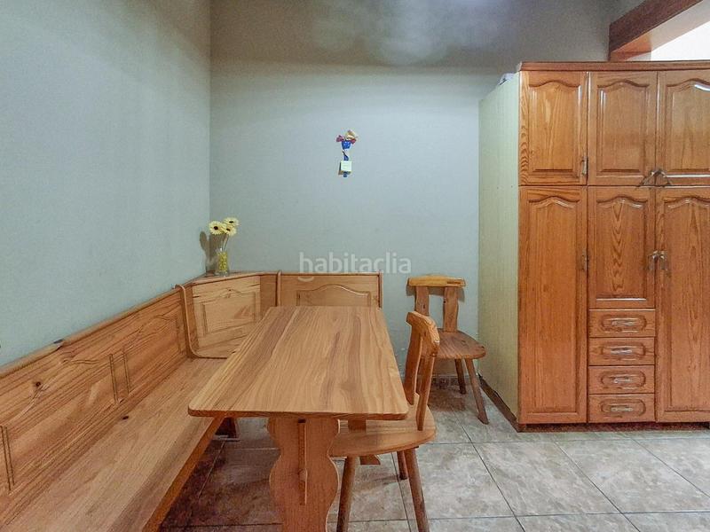 Foto 63c986a8-a7d7-421b-b69a-a93f3b1583d0. Casa adosada en calle maestro quesada martin 54 casa con vistas al mar y contacto con la naturaleza la montaña en Gáldar