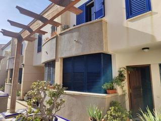 Casa adossada  Calle antn cerezo. Dplex adosado en agaetefinanciacin 100 del importe de comprave