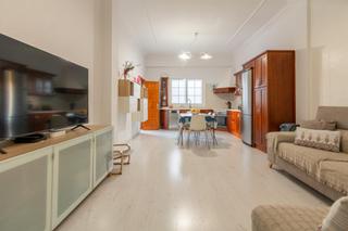 Dplex en Camino camino del mesn, 5 5. Amplio piso dplex con garaje, a pasos del centro de teror y lis