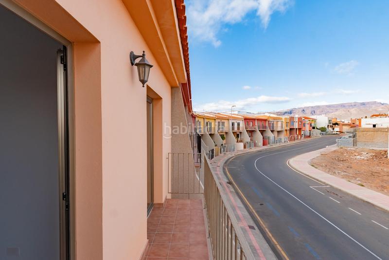 Foto 5712ab7d-00c7-43b3-99df-909590fe12f5. Casa dúplex a estrenar en vecindario en Vecindario - El Doctoral - Cruce de Sardina Santa Lucía de Tirajana