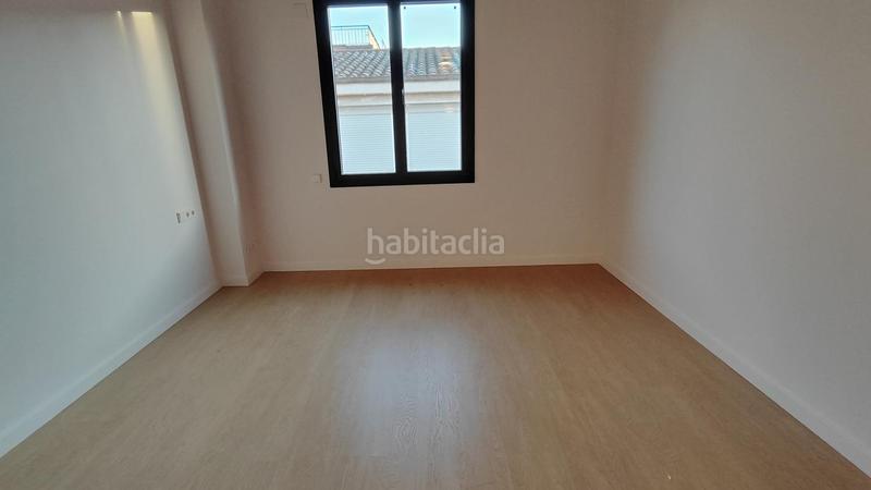 Foto 97f45127-1f93-478b-a065-5e49d8924505. Haus mit heizung in Centre Rubí