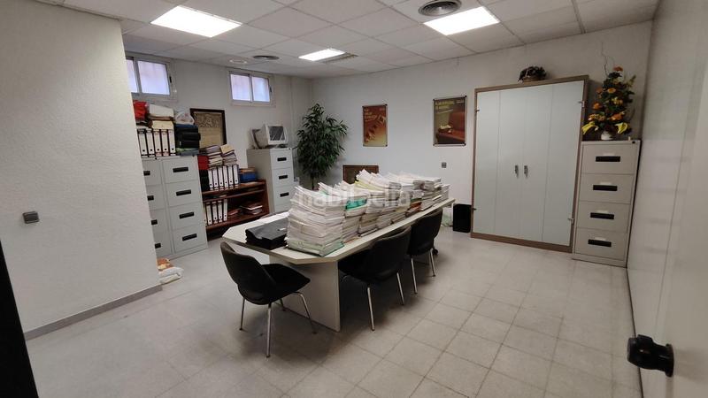 Foto a557e521-0558-4564-906b-ba3ef301047d. Affitto locale commerciale in Ca n´Oriol Rubí