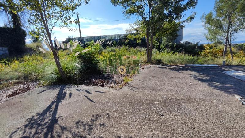 Foto 0a6527ba-029b-44b2-9919-42ec421d0688. Reihenhaus mit parking in Sentmenat