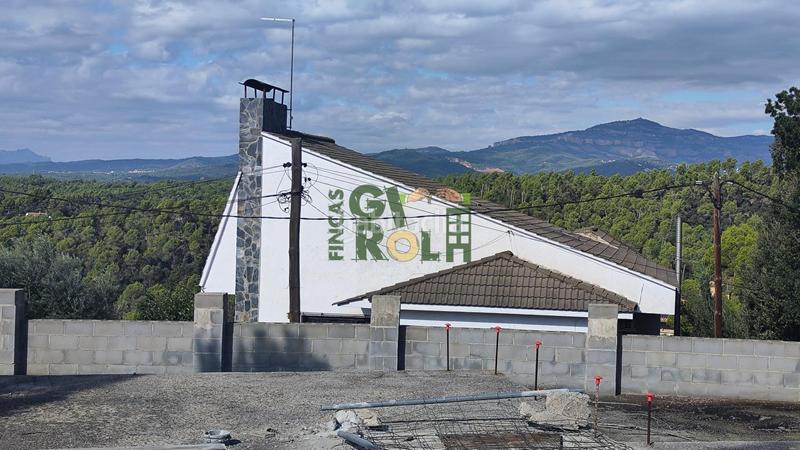 Foto 16047b6e-0c4d-4025-bf85-e74f68a72c53. Reihenhaus mit parking in Sentmenat