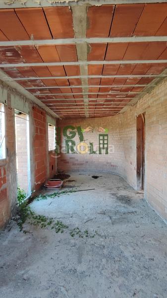 Foto 50769ed6-d360-4a24-8862-741e3a368dd4. Reihenhaus mit parking in Sentmenat