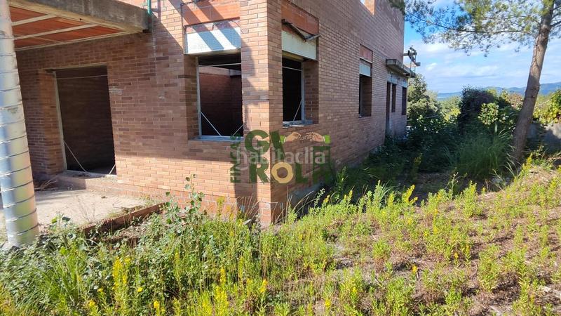 Foto 7d1e8359-9742-4224-ad65-f549f3026957. Reihenhaus mit parking in Sentmenat