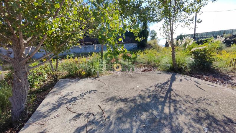 Foto b4b5c324-189c-4ce4-a61e-0af3d524b174. Reihenhaus mit parking in Sentmenat