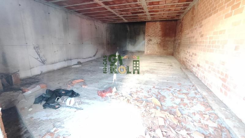 Foto f31ce22e-26c8-43cc-8007-09c8658eebdd. Reihenhaus mit parking in Sentmenat