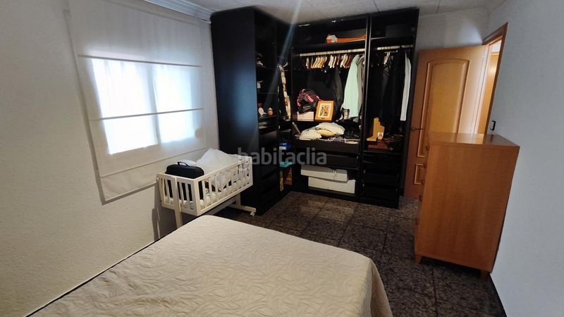 Foto b20f4478-cda6-4e8d-98da-30235e0dc480. Casa adossada a Sant Muç Rubí