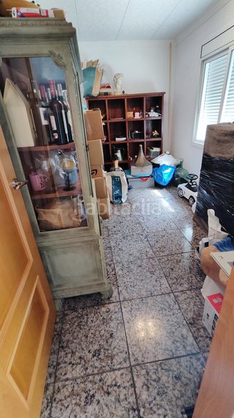 Foto f9c834bb-2e60-4d46-8c7c-babbbf6e9654. Casa adossada a Sant Muç Rubí
