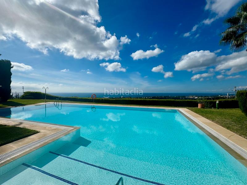 Foto 3a9a0e57-572d-45f2-a135-3c1e3b07bc7e. Appartement avec cheminée parking piscine dans El Rosario - Ricmar Marbella