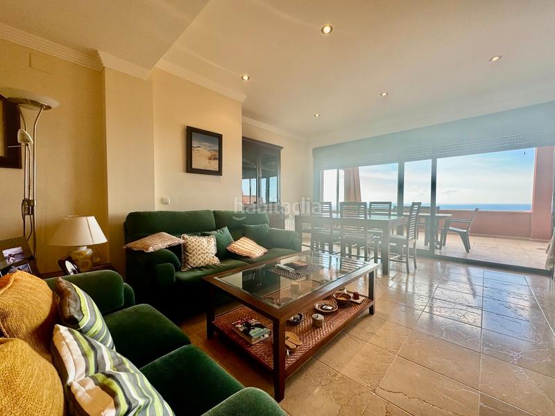 Foto 8cfca124-5685-4f0b-9cf6-0d5a23e7bf67. Appartement avec cheminée parking piscine dans El Rosario - Ricmar Marbella