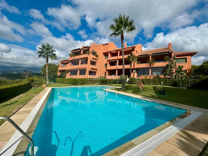 Foto b735e297-a3b2-4e6c-8d3d-713bad58c98b. Appartement avec cheminée parking piscine dans El Rosario - Ricmar Marbella