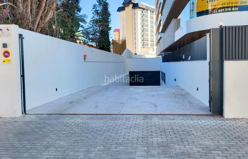Foto 5c255e91-32f8-4a30-90cf-4b68f1905cd7. Parking coche en avenida santa amalia 15 dos plazas de garaje centro, garaje jade tower. en Fuengirola