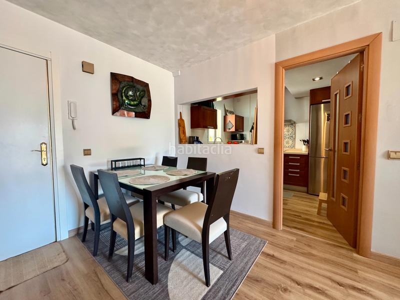 Foto 015d3a00-14e6-496c-8c95-5dc01c8d686e. Apartamento piso increíble con gran terraza orientada al suroeste con vistas al mar en Benalmádena