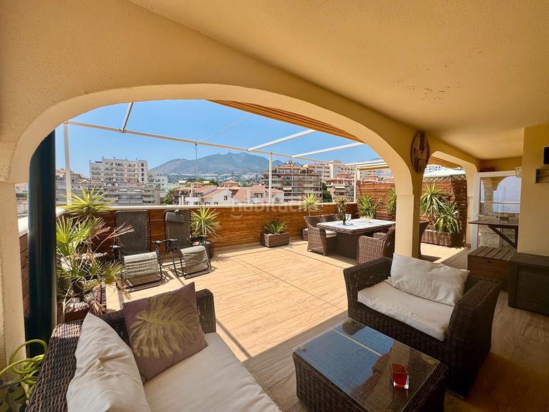 Foto 101fea57-270c-418e-b5a6-129cf21efd4f. Apartamento piso increíble con gran terraza orientada al suroeste con vistas al mar en Benalmádena
