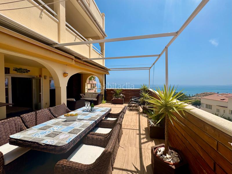 Foto 374629a9-b238-4c5a-8e74-33993ef28c08. Apartamento piso increíble con gran terraza orientada al suroeste con vistas al mar en Benalmádena