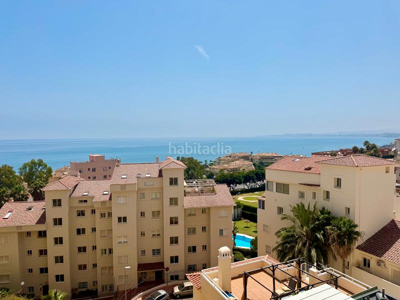 Foto 664ca9e7-dad7-4d4e-89ab-f3b1d195f05c. Apartamento piso increíble con gran terraza orientada al suroeste con vistas al mar en Benalmádena