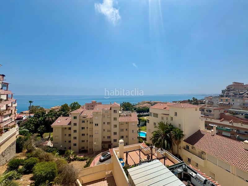Foto 6d823e6b-a3d9-4359-ac85-8a2c643afa0b. Apartamento piso increíble con gran terraza orientada al suroeste con vistas al mar en Benalmádena