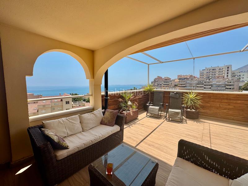Foto c213d480-ef9f-46bc-994a-0bf81bb57111. Apartamento piso increíble con gran terraza orientada al suroeste con vistas al mar en Benalmádena