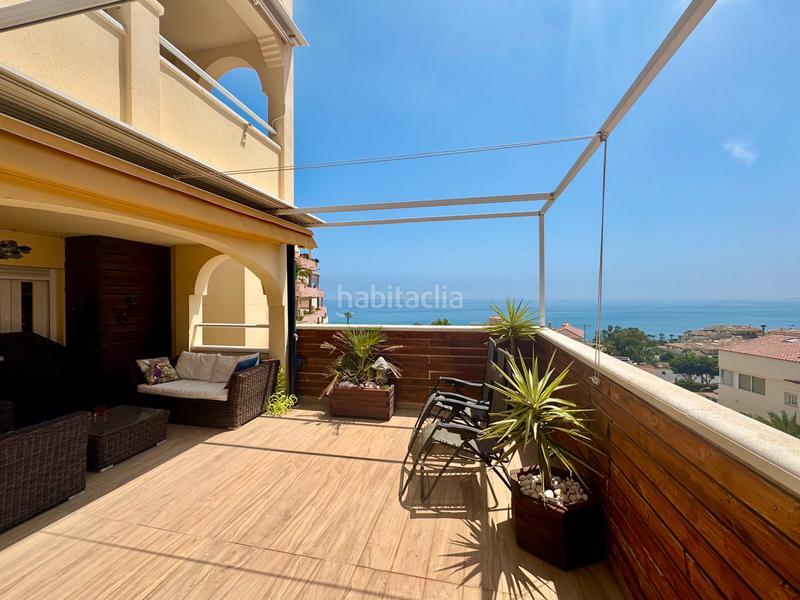 Foto f22e252c-94dd-4db0-947b-c77eb3209ad9. Apartamento piso increíble con gran terraza orientada al suroeste con vistas al mar en Benalmádena