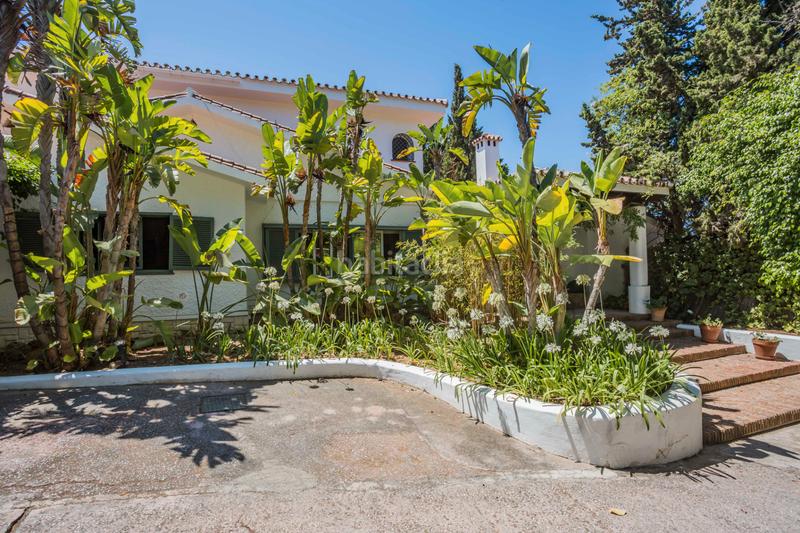 Foto 4b6accbf-0323-42fa-9361-ebf0139a7723. Casa en avenida de españa 129 villa de prestigio en sitio de Calahonda: exclusividad, privacidad y potencial único en Mijas
