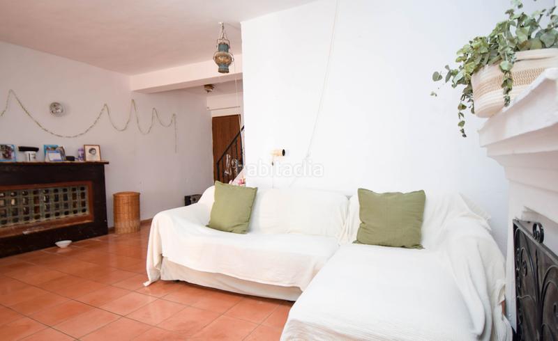 Foto 758c8761-23bf-4f85-8a8e-666fe556400f. Casa amb xemeneia calefacció aparcament a Centro ciudad Fuengirola