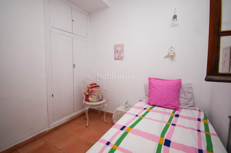 Foto 95ef8f66-8d4f-4bdc-8592-f7543c379311. Casa amb xemeneia calefacció aparcament a Centro ciudad Fuengirola