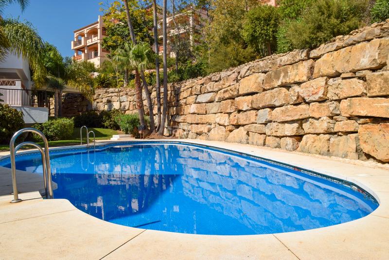Foto 99b7e7a4-48fc-4983-9805-f43ee72e5a3c. Attique avec piscine dans Nueva Torrequebrada Benalmádena