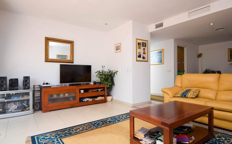 Foto a8fe5b56-2445-4d6f-9f9d-52972fa7f290. Attique avec piscine dans Nueva Torrequebrada Benalmádena