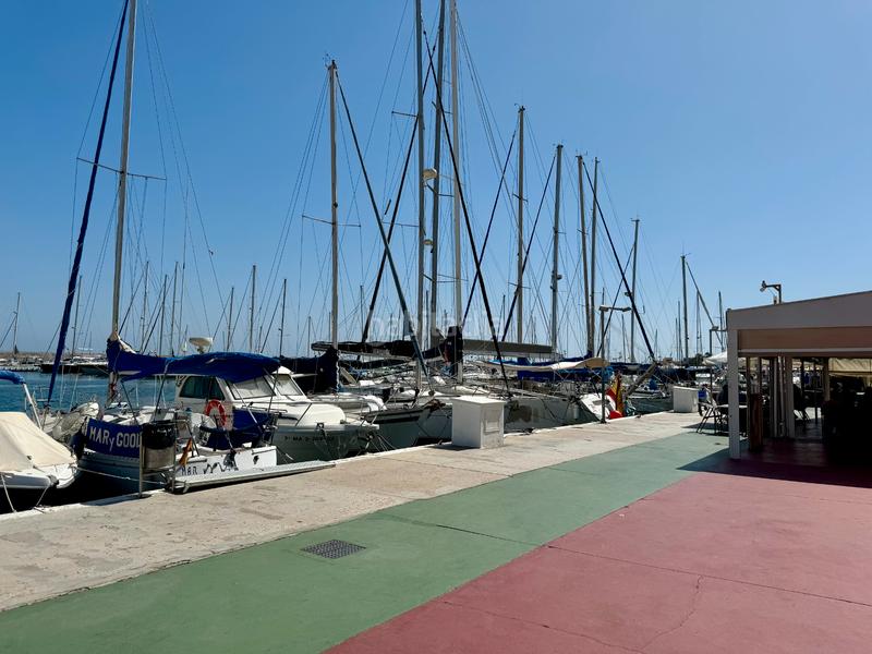 Foto 26adacbc-1f96-4ecd-8f9f-81e4f46a9bb0. Piccolo appartamento in Puerto Deportivo Fuengirola