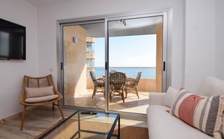 Appartement  Paseo marítimo rey de españa. Apartamento de 2 dormitorios con vistas al mar en torreblanca –