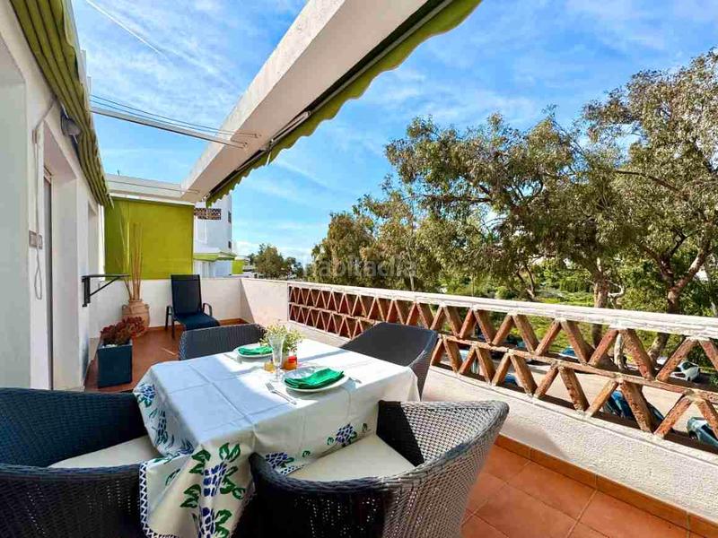 Foto 21b5dba1-4691-4498-9bcf-d822b983835d. Ático precioso ático con 2 terrazas con vistas abiertas en torrequebrada en Benalmádena