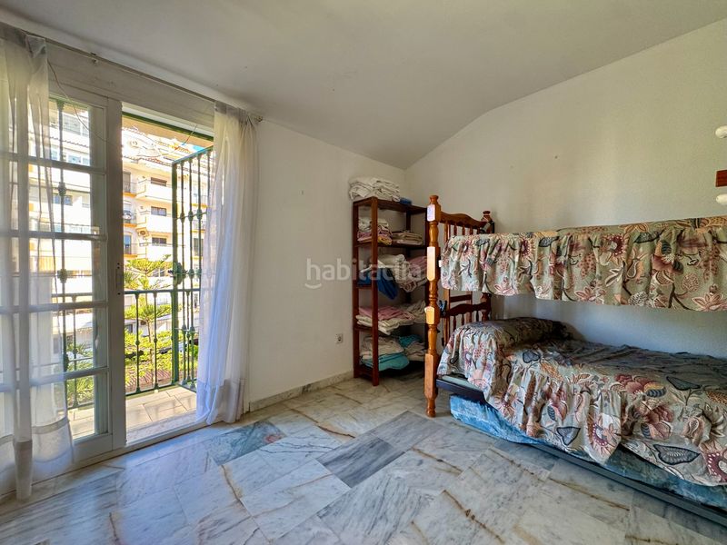 Foto cf48ccc2-f957-442c-bd85-9ff52c984e8f. Casa adosada oportunidad real en Los Boliches. chalet adosado con 5 dormitorios a solo 750 metros del mar en Fuengirola