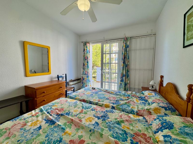 Foto fa7a153f-5012-4c1f-8d5b-e294fd00f773. Casa adosada oportunidad real en Los Boliches. chalet adosado con 5 dormitorios a solo 750 metros del mar en Fuengirola