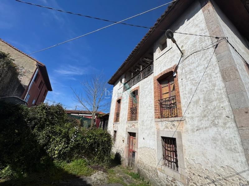 Foto cf85d54d-c29a-4307-92f2-4520fe529a4d. House in Llanes pueblo Llanes