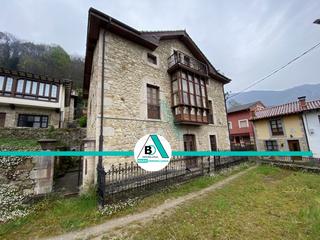 Maison  Peñamellera alta - ruenes. Casona típica asturiana con magnificas vistas a la montaña