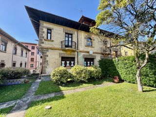 Casa  Llanes - gutiérrez de la gándara. Vivienda en una propiedad única en llanes
