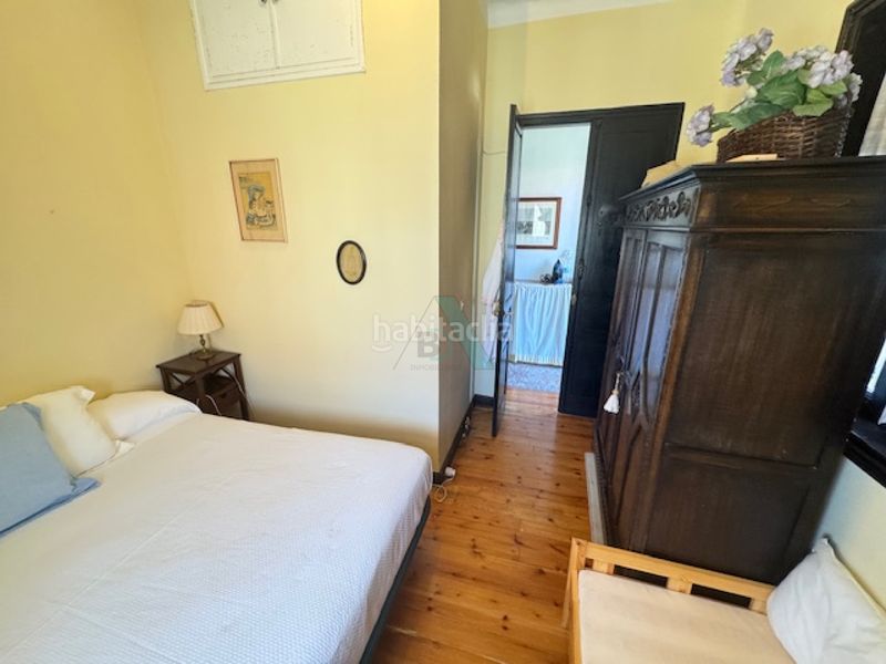 Foto f10197c0-8098-4798-94b9-7fa54fd839ed. House in Llanes pueblo Llanes